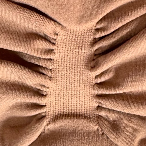 SKIMS Seamless Sculpt Strapless Shortie Shapewear XS Clay NWOT - Picture 7 of 14